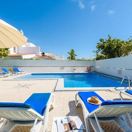 Дом отдыха Margarida - Heatable Pool & Center